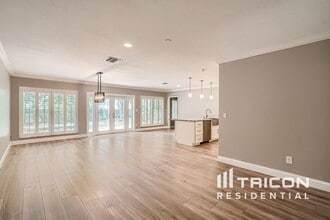 13308 Lake George Ln in Tampa, FL - Building Photo - Building Photo