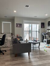 200 Old Colony Ave in Boston, MA - Foto de edificio - Building Photo