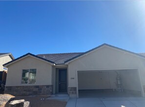 1541 W 470 N in Hurricane, UT - Building Photo - Building Photo