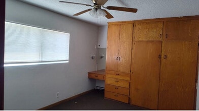 9315 San Vincente Ave in South Gate, CA - Building Photo - Building Photo