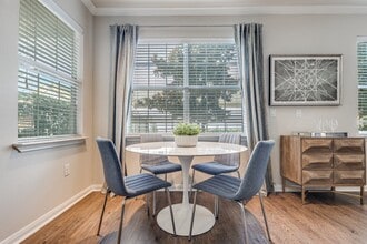 The Brodie at Cinco Ranch in Katy, TX - Foto de edificio - Building Photo