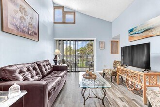 3652 Southpointe Dr in Orlando, FL - Building Photo - Building Photo