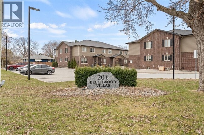 property at 204 Beechwood Dr