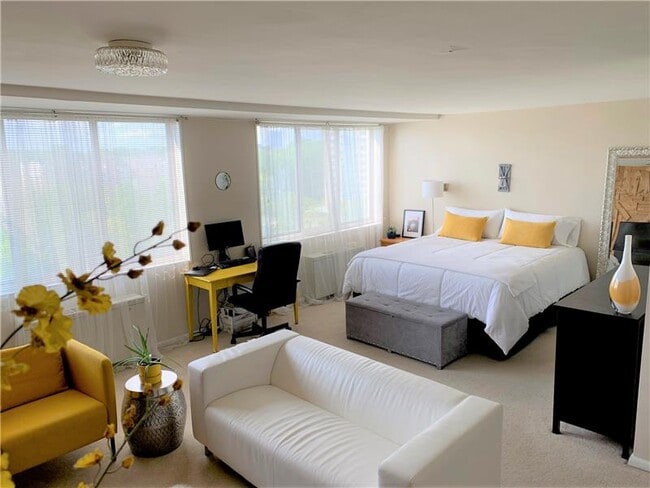 property at 10401 Grosvenor Pl