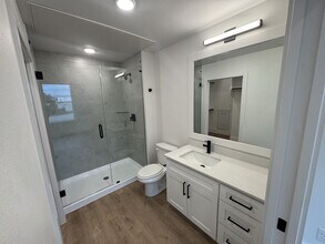6418 Maple in Dallas, TX - Building Photo - Building Photo