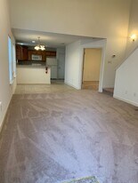 205 Clusters Cir in Mooresville, NC - Building Photo