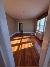 69-35 Hessler Ave in Queens, NY - Foto de edificio - Building Photo