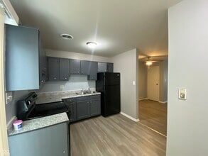 3364 Tara Ln in Indianapolis, IN - Building Photo - Building Photo