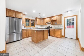 901 Academy Ln in Bryn Mawr, PA - Building Photo - Building Photo