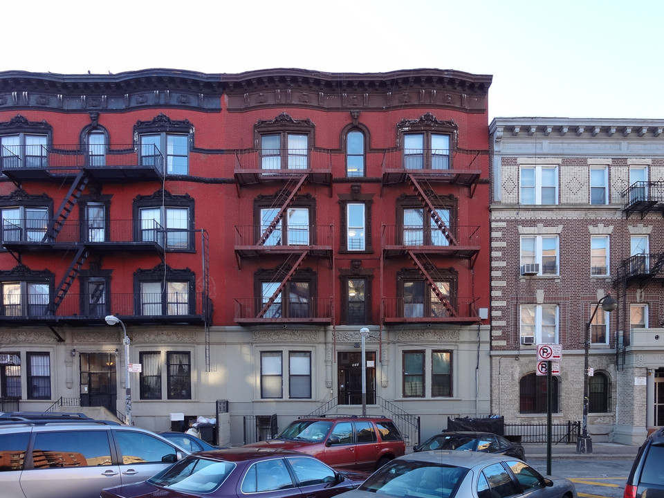 970 Saint Marks Ave in Brooklyn, NY - Building Photo