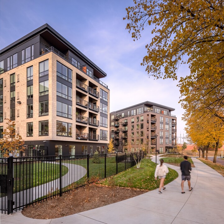 Vesi in Minneapolis, MN - Foto de edificio