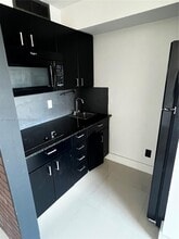 5791 SW 72nd St in Miami, FL - Building Photo - Building Photo