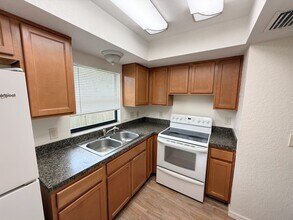 1362b Boylan Ave in Clearwater, FL - Building Photo - Building Photo