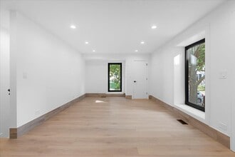 1929 N Drake Ave, Unit 2023-1S in Chicago, IL - Building Photo - Building Photo