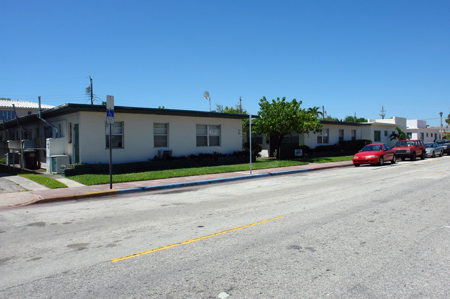 794-816 85th St in Miami Beach, FL - Foto de edificio - Building Photo