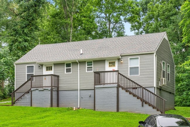 property at 4-6 Chestnut Dr