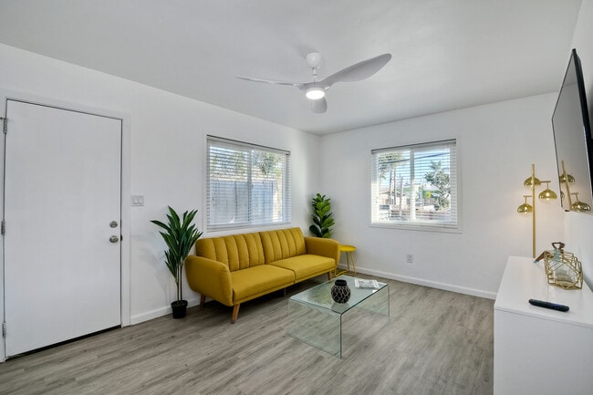 158 W Jason St in Encinitas, CA - Building Photo - Building Photo
