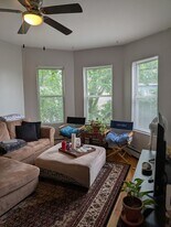 35 Bay St, Unit 3 in Boston, MA - Building Photo