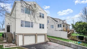 property at 27 High St