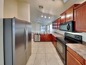 2033 W Vineyard Plains Dr in Queen Creek, AZ - Foto de edificio - Building Photo