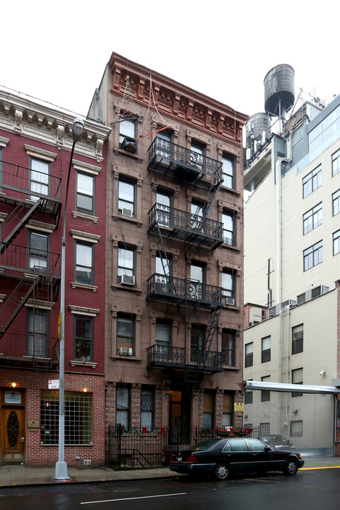 426 W 45th St in New York, NY - Foto de edificio