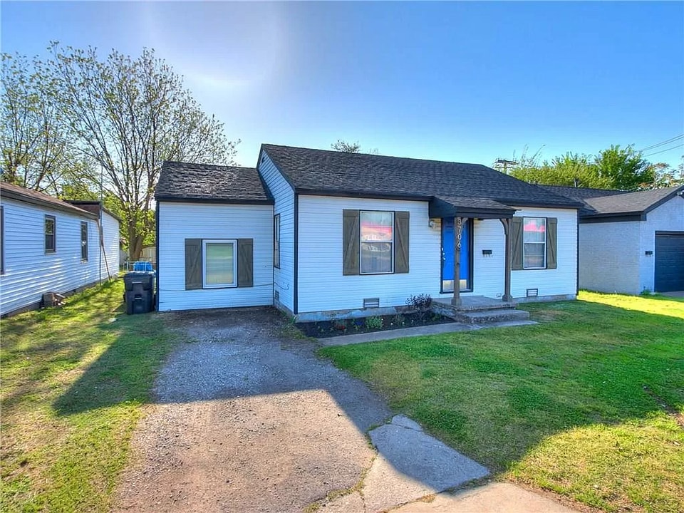 3706 N Rockwell Ave in Bethany, OK - Foto de edificio