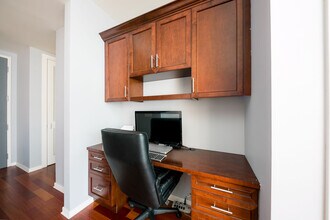 88 Townsend St in San Francisco, CA - Building Photo - Building Photo