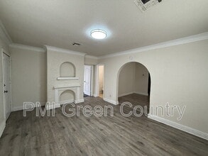 1447 N Lewis Pl in Tulsa, OK - Building Photo - Building Photo