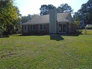 4598 Oakfield Ct in Fayetteville, NC - Building Photo - Building Photo