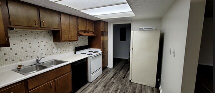 Spacious 2 bedroom 2 bath apartments in Ha in Dayton, OH - Building Photo - Building Photo