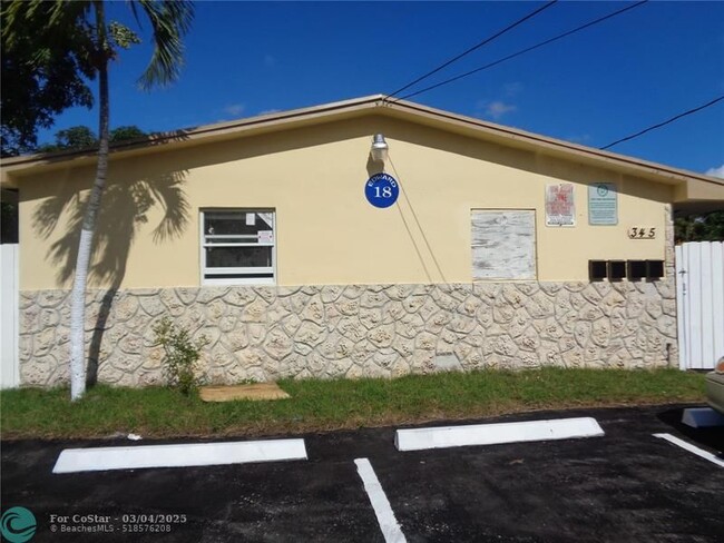 345 NW 5th St in Pompano Beach, FL - Foto de edificio - Building Photo