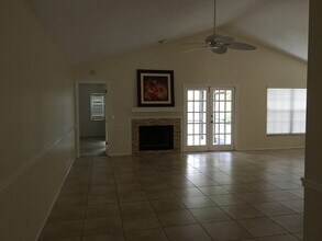 273 Torpoint Gate Rd in Longwood, FL - Building Photo - Building Photo