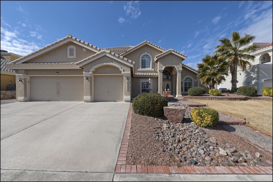6511 Wind Ridge Dr in El Paso, TX - Building Photo