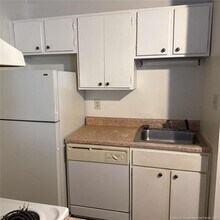 1128 Southwood Dr in Fayetteville, NC - Building Photo - Building Photo