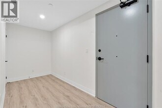 3340 Stella Crescent in Windsor, ON - Building Photo - Building Photo