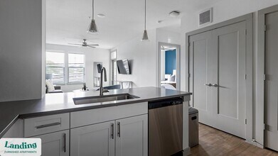 3706 Goodwin Ave, Unit 262 in Austin, TX - Building Photo - Building Photo