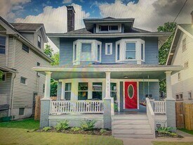 1611 Clarewood Ave, Unit 1611