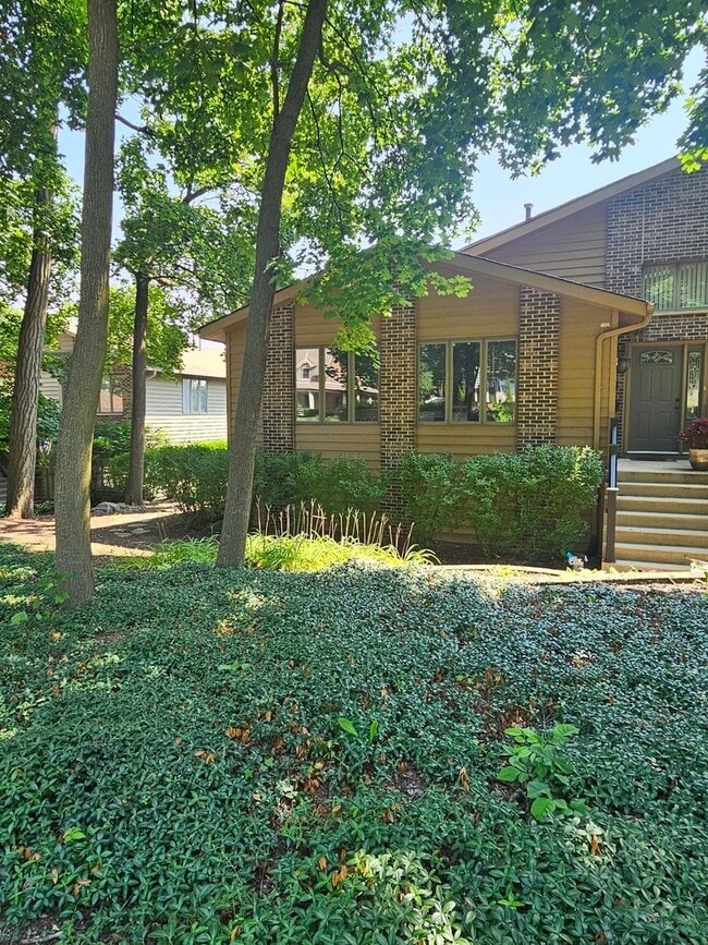 426 S 4th St in St. Charles, IL - Building Photo - Building Photo