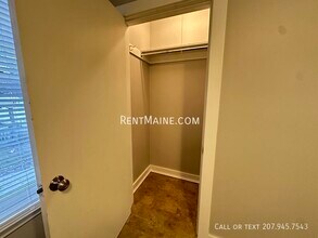 119 Main St in Bucksport, ME - Foto de edificio - Building Photo