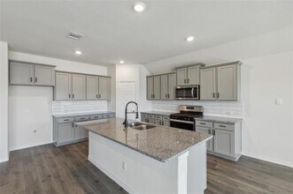 10314 Echo Brk Ln in Krugerville, TX - Building Photo - Building Photo