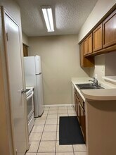 10101 S Gessner Rd, Unit 0416 in Houston, TX - Building Photo - Building Photo