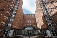 4980 N Marine Dr, Unit 234 in Chicago, IL - Building Photo - Building Photo