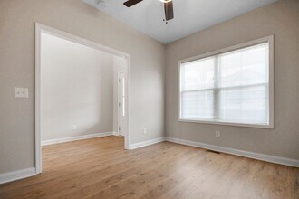 1124 Stillwood Dr in Clarksville, TN - Building Photo - Building Photo