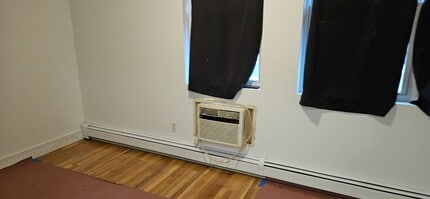 35 Avenue St in Astoria, NY - Building Photo - Building Photo