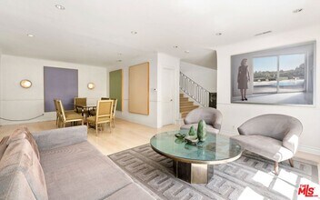 1241 Stone Canyon Rd in Los Angeles, CA - Building Photo - Building Photo