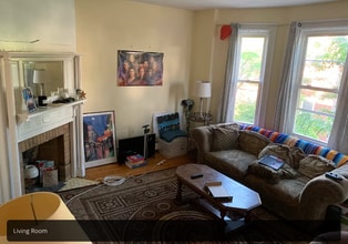 108 Central St, Unit 3R in Somerville, MA - Building Photo - Building Photo