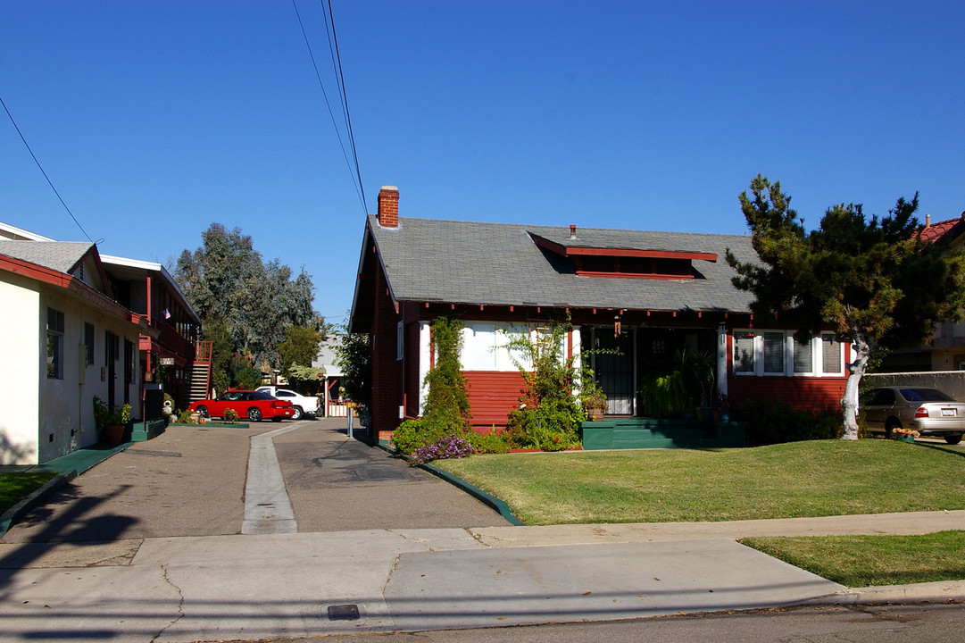 361-363 Roosevelt St in Chula Vista, CA - Building Photo