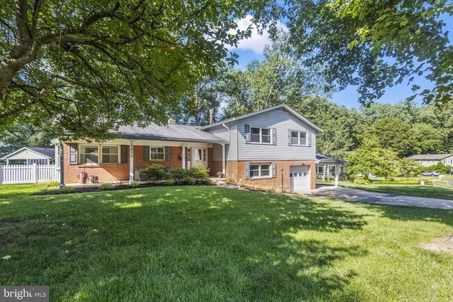 property at 5030 Gadsen Dr