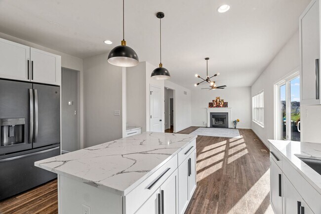 145 Pampano Ln in St. Charles, MO - Building Photo - Building Photo