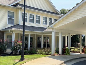 Elders Peak in Raleigh, NC - Building Photo - Building Photo